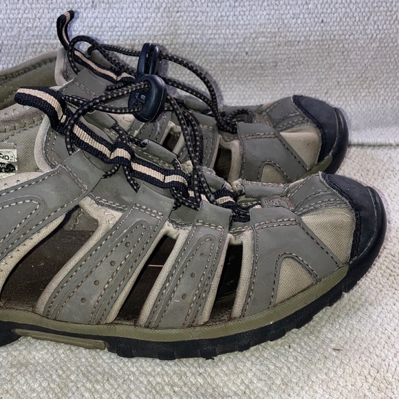 Outbound Men's size 7 Sandals - Black and Gray - Picture 10 of 15